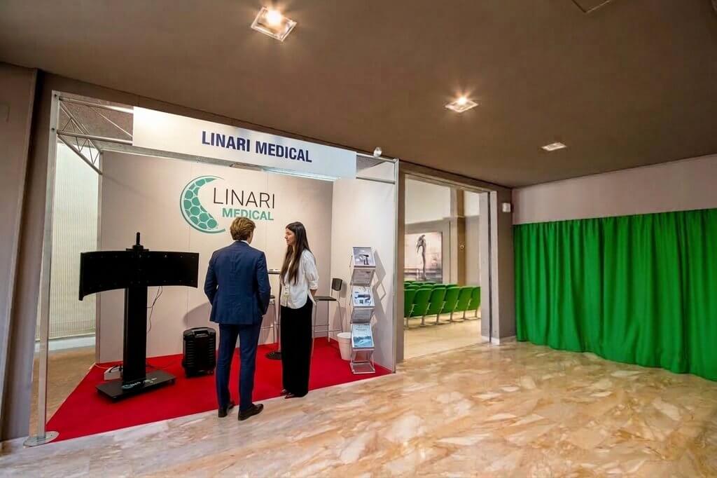 Stand Linari Medical presso l'Auditorium Rino Ricci - Camera di Commercio Toscana Nord-Ovest di Pisa